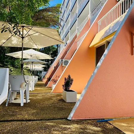 Greenmount Beach House Gold Coast Exterior photo